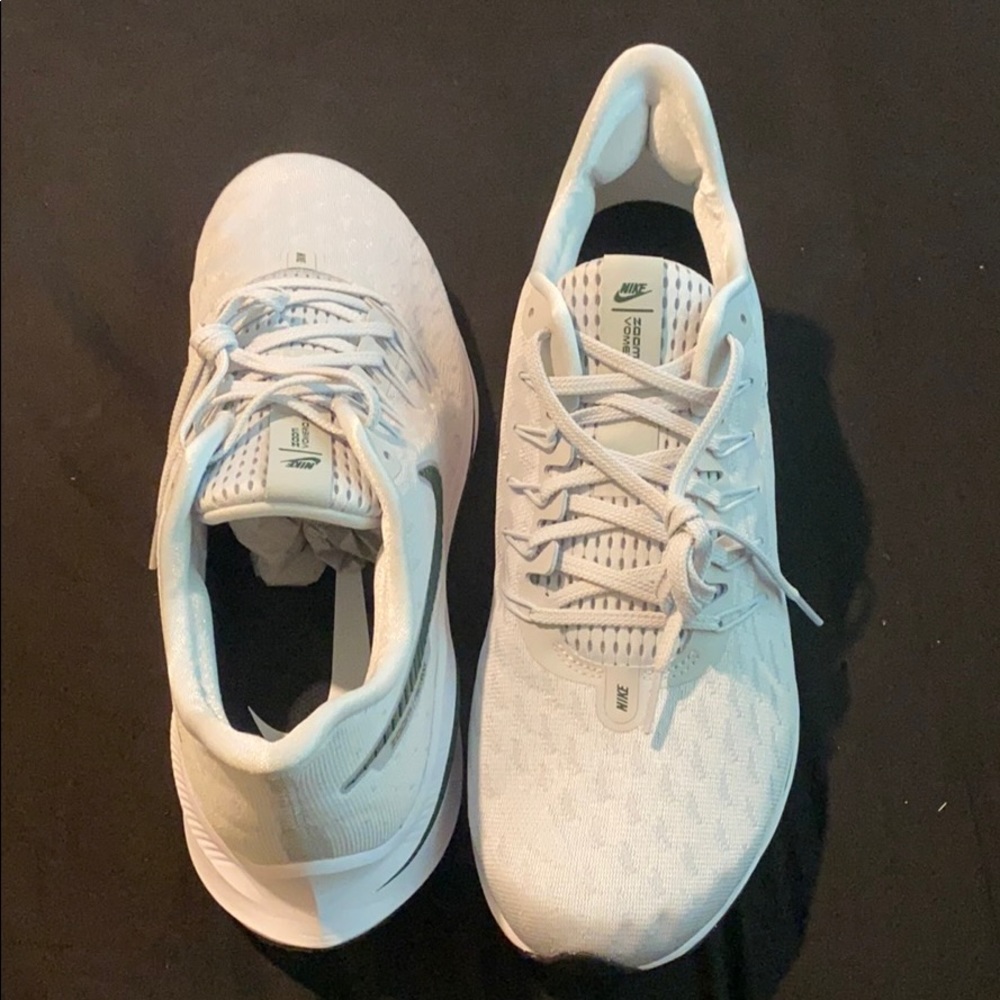 Nike Air Zoom Vomero 14: Size 12- New